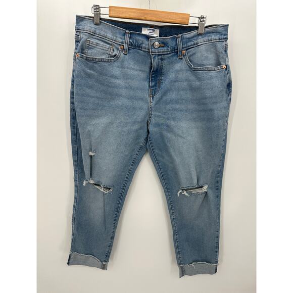 Signature Levi Strauss Womens 10 Mid Rise Slim Flit Boyfriend Denim Jeans - Picture 1 of 9
